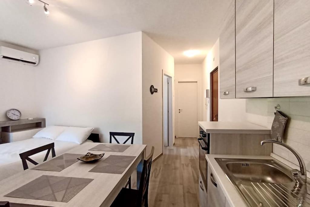 Casa Olympia - By Tourquoisevea Appartement Peschiera del Garda
